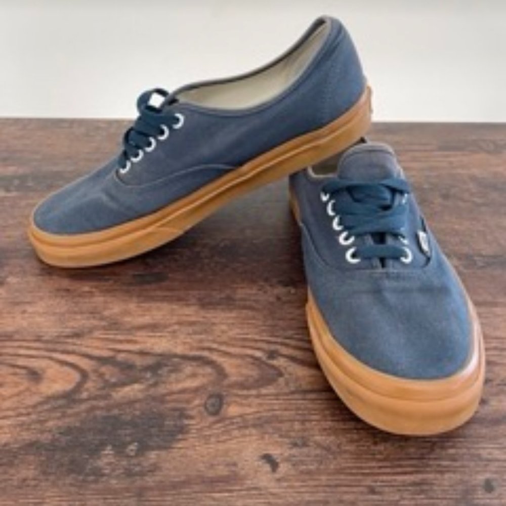 Blue/Green Authentic Vans Gum Sole